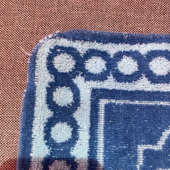 Vintage 70's Fieldcrest Sculpted Washcloth Blue USA Floral - Picture 3 of 7